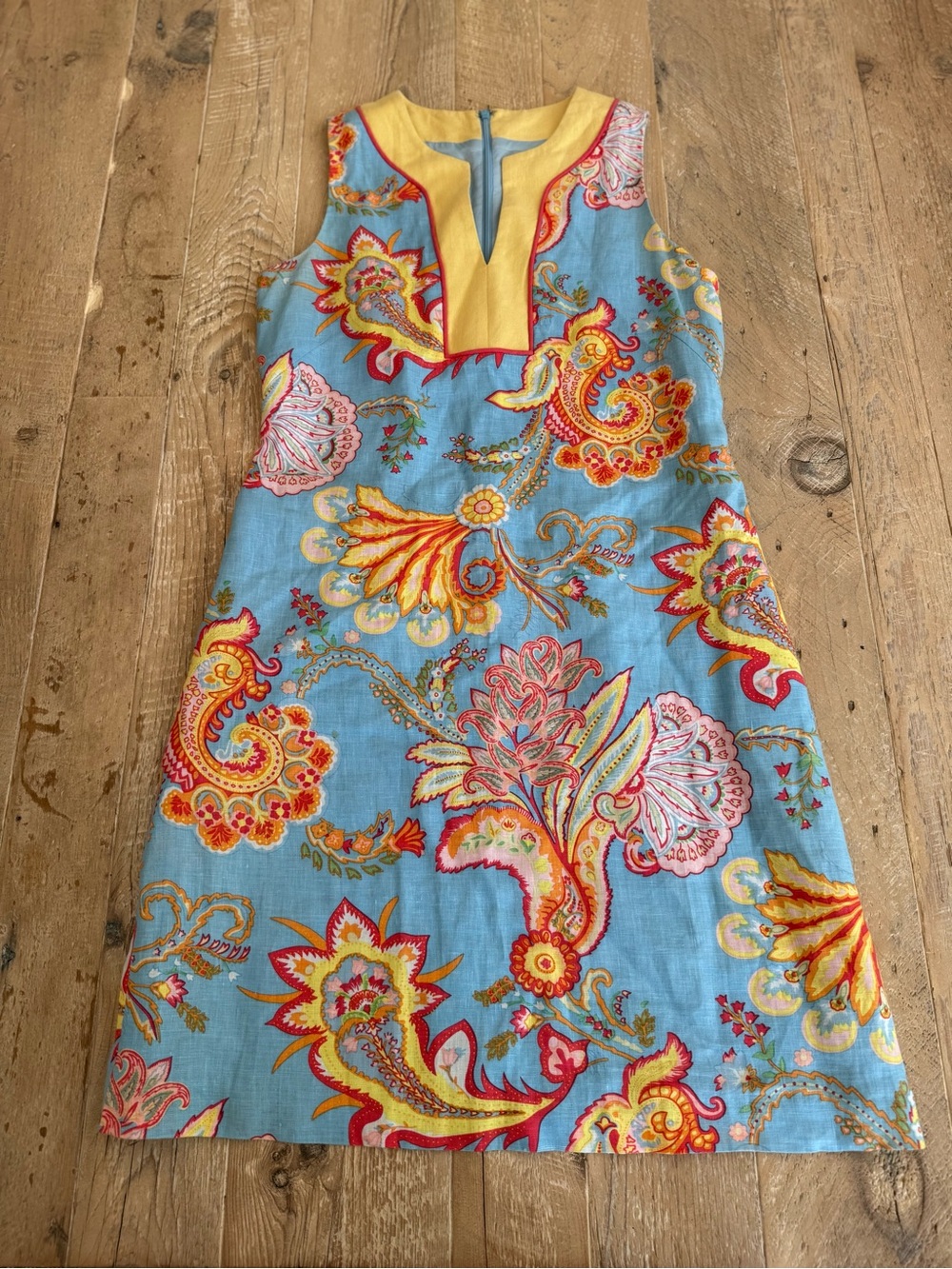 J. McLaughlin Sleeveless Paisley Shift Dress in Sky Blue and Yellow